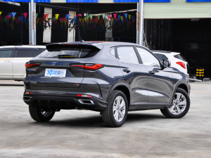 2021款1.6L CVT豪华型 整体外观