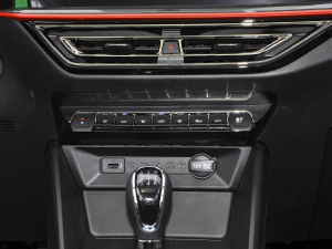 2021款1.6L 手动豪华型 空调调节