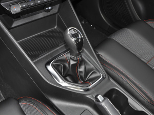 2021款1.6L 手动豪华型 换挡杆