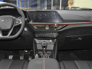 2021款1.6L 手动豪华型 中控台