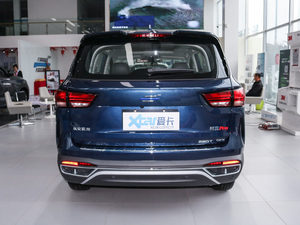 2021款1.5T 自动旗舰型 6座 正后	