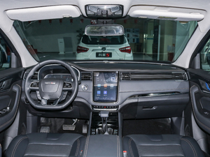 2021款1.5T 自动旗舰型 6座 中控区