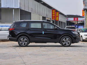 2021款1.5T 手动豪华型 7座 整体外观