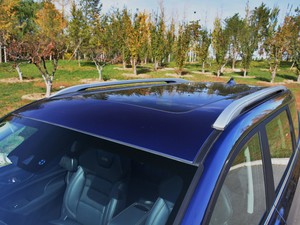 2021款1.5T 自动领航型 7座 车顶