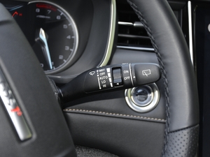 2021款1.5T 自动领航型 7座 中控区