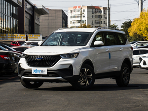 2021款1.5T 自动豪华型 6座 左前45度