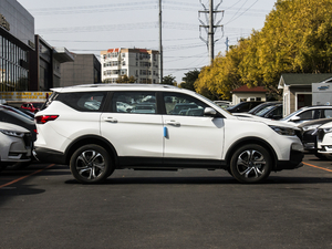 2021款1.5T 自动豪华型 6座 整体外观