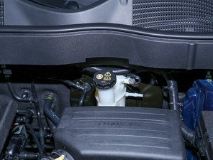 2021款1.5T 自动旗舰型 7座 其它