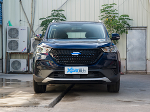 2021款1.5T 手动精英型 7座 正前
