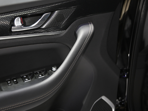 20211.5T ք(dng)Ş 6 g