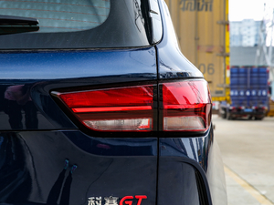 2021款GT 2.0T 自动旗舰型 6座 尾灯