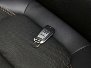 2021款1.5T 手动旗舰型 7座 车钥匙