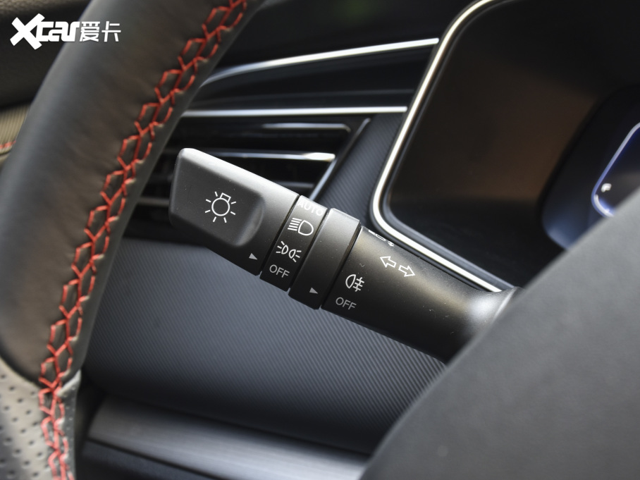 2021���L���W��X7 1.5T ��Ę�R�eȫ�ԄӲ�܇̫�����b��