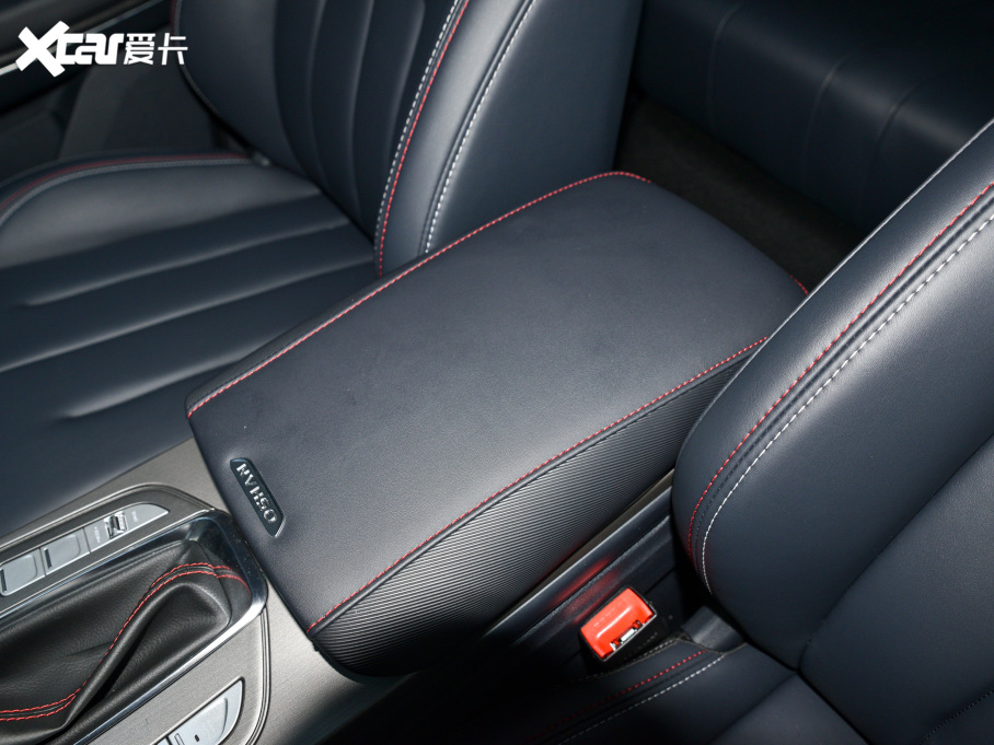 2021LWX7 1.5T ԄGeeker