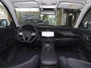 2021款1.5T 自动尊享型 内饰全景