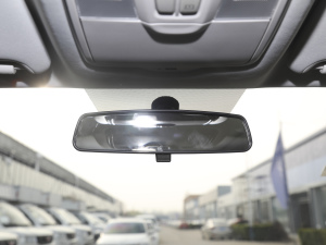 2021款1.5T 自动豪华型 车内后视镜
