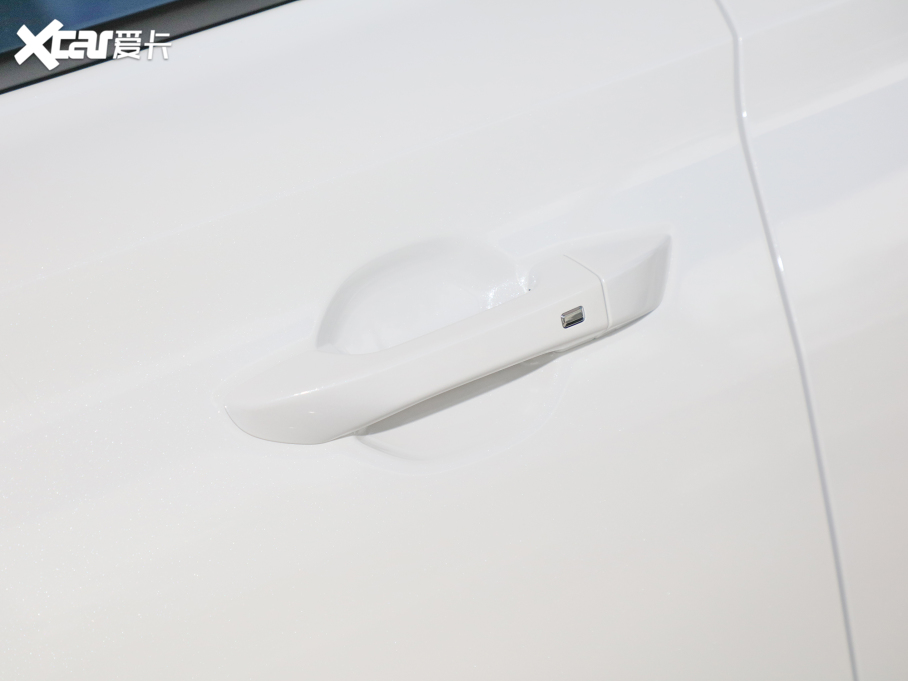 2022LWX7 PLUS 1.5T {LԄ