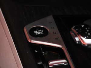 20221.5T {LԄGeekerI п؅^