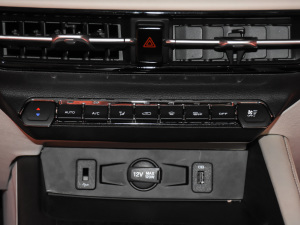 20221.5T {LԄGeekerI п؅^