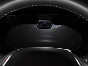 20221.5T {LԄGeekerI п؅^