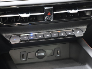 20221.5T {LԄ 7 п؅^