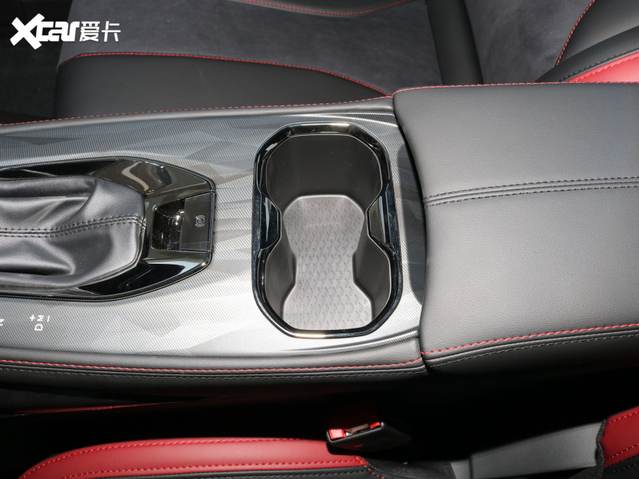 2022LWX5 1.5T DCT[޶