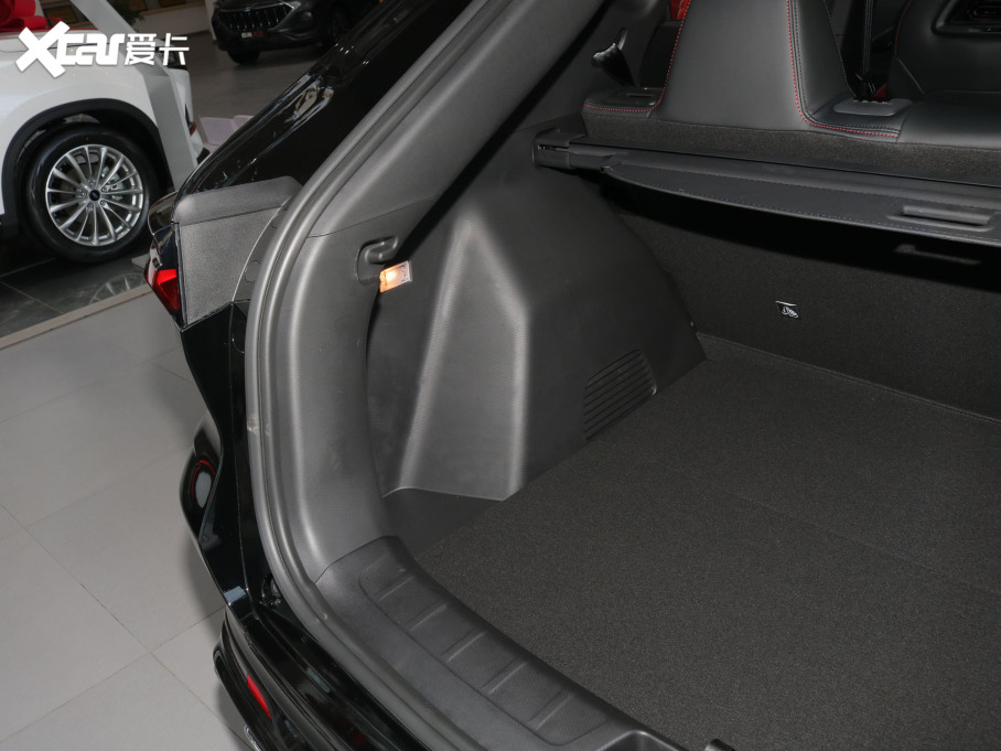 2022LWX5 1.5T DCT[޶