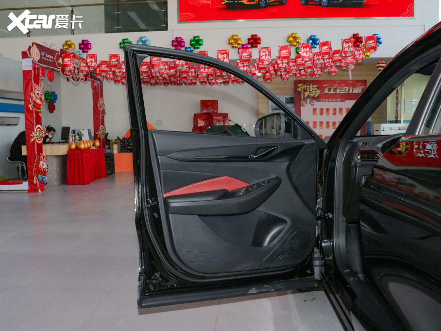 2022LWX5 1.5T DCT[޶