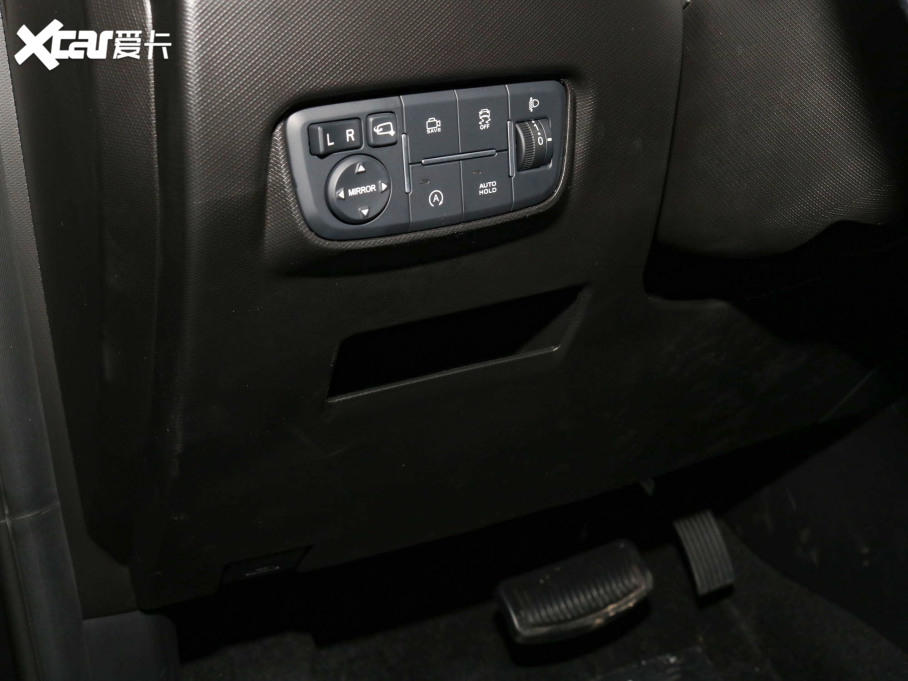 2022LWX5 1.5T DCT[޶