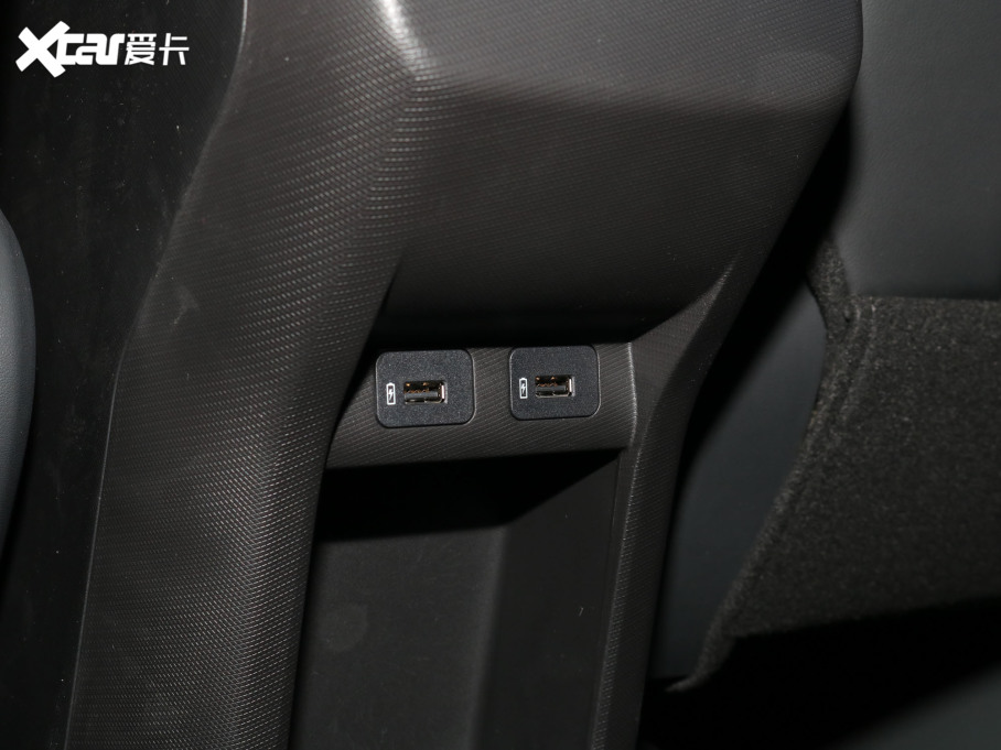 2022LWX5 1.5T DCT[޶