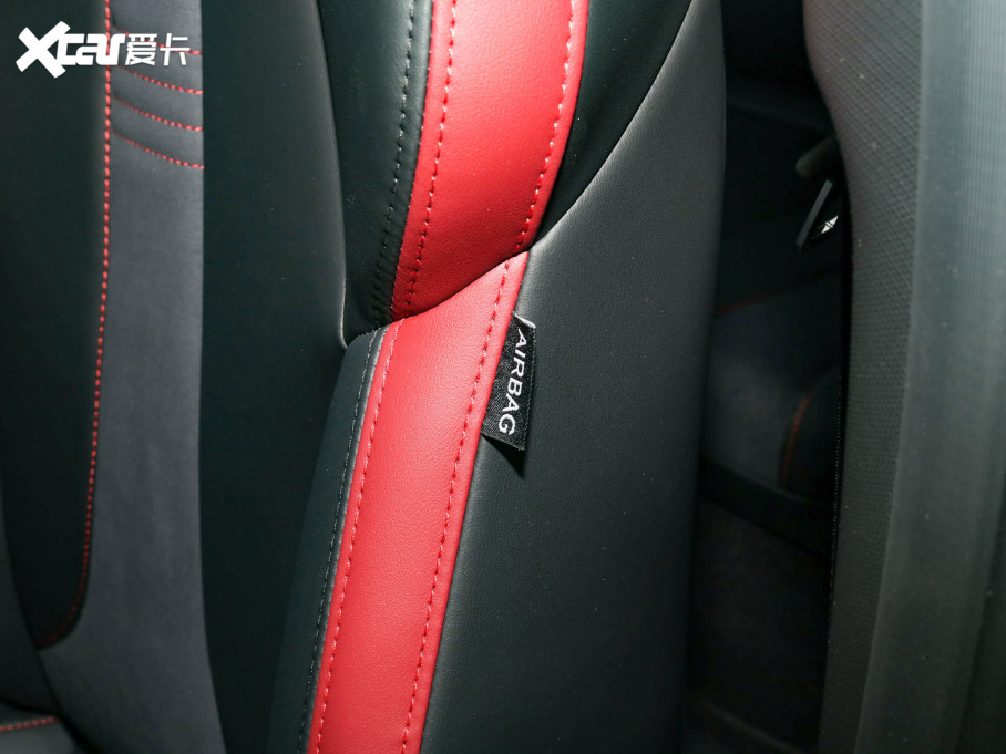 2022LWX5 1.5T DCT[޶