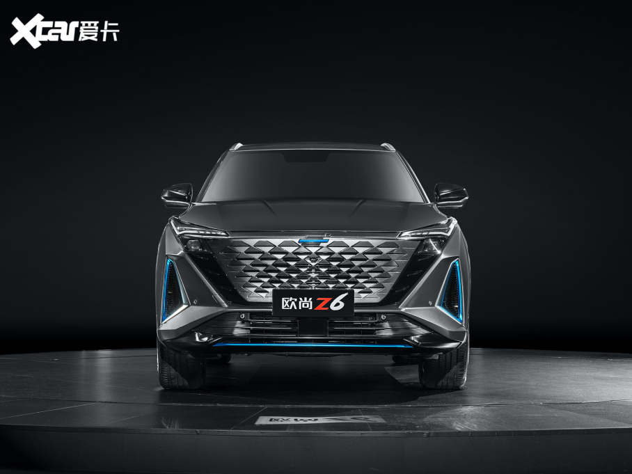 2022LWZ6 {L 1.5T DCTǺ