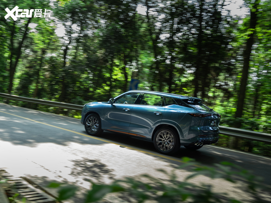 2022LWZ6 {L 1.5T DCTǺ