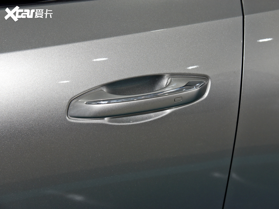 2022LWZ6 {L 1.5T DCTǺ