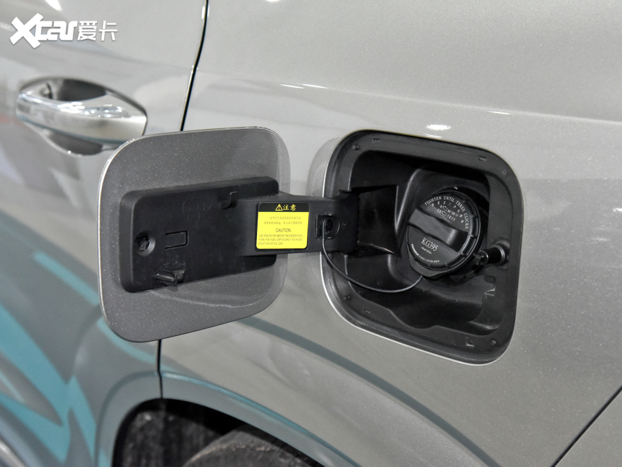 2022LWZ6 {L 1.5T DCTǺ