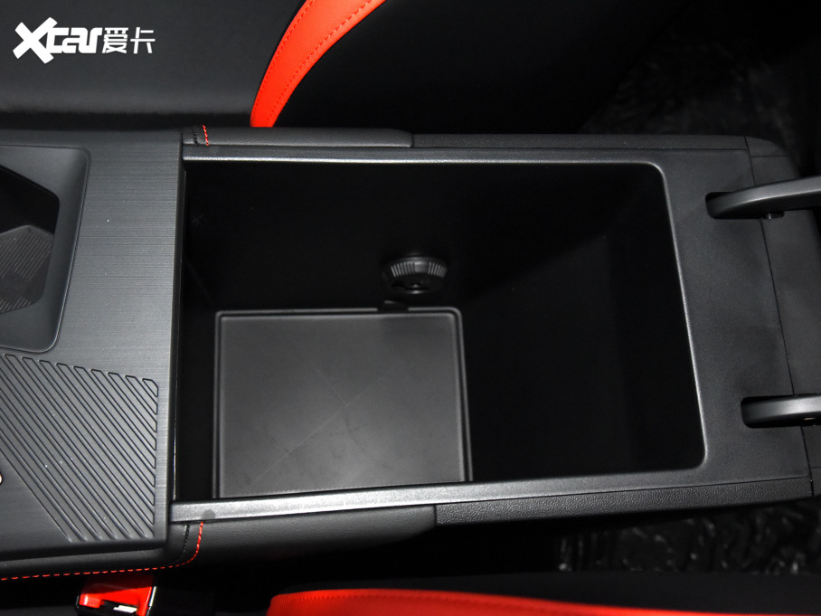 2022LWZ6 {L 1.5T DCTǺ