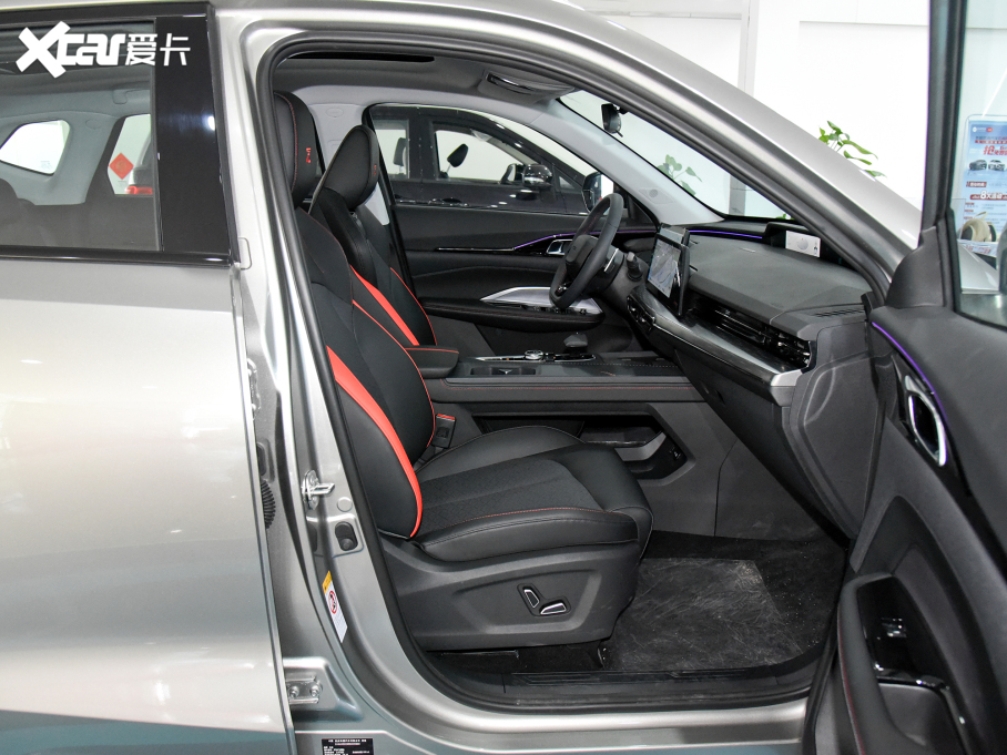 2022LWZ6 {L 1.5T DCTǺ