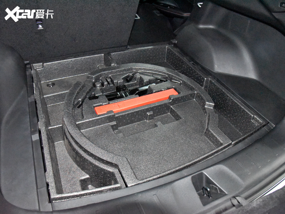 2022LWZ6 {L 1.5T DCTǺ