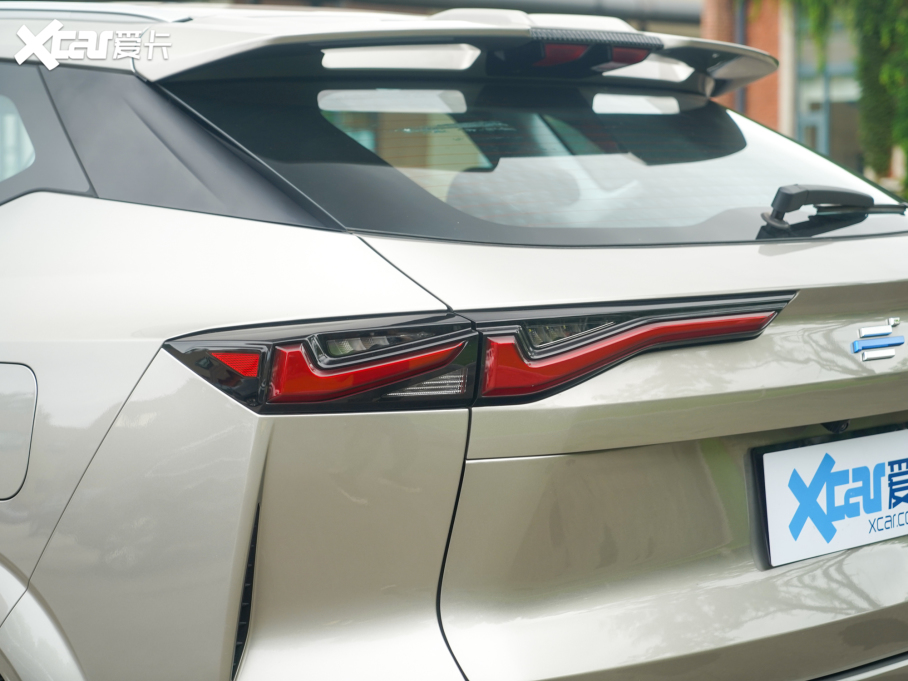 2022LWZ6 {L 1.5T DCTǺ