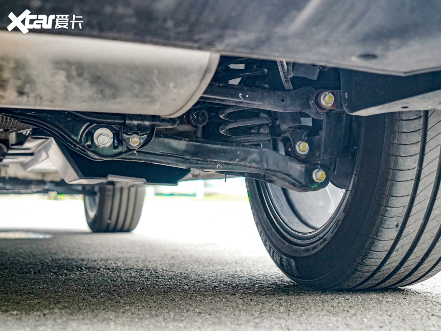 2022LWZ6 {L 1.5T DCTǺ