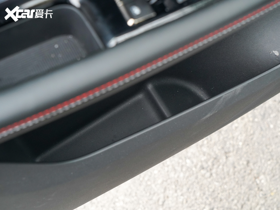 2022LWZ6 {L 1.5T DCTǺ