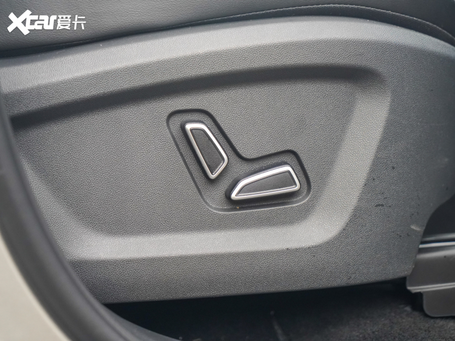 2022LWZ6 {L 1.5T DCTǺ