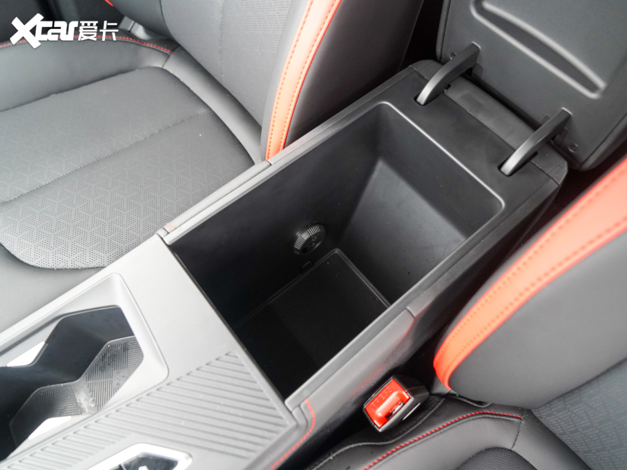 2022LWZ6 {L 1.5T DCTǺ