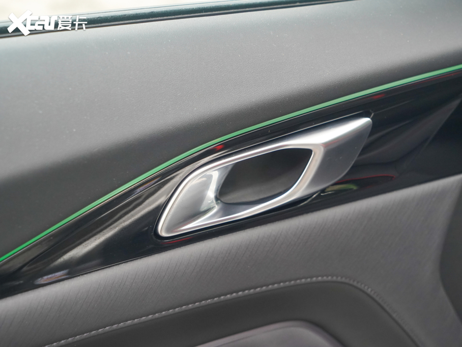 2022LWZ6 {L 1.5T DCTǺ