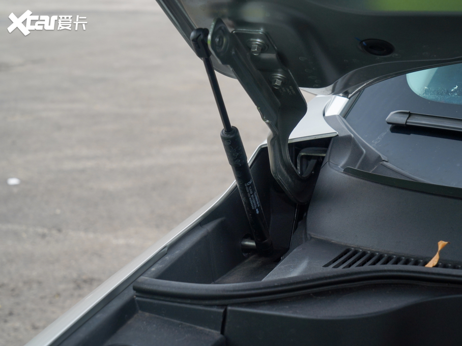 2022LWZ6 {L 1.5T DCTǺ