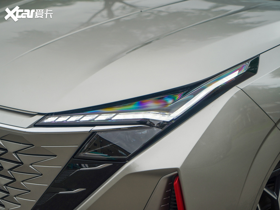 2022LWZ6 {L 1.5T DCTǺ