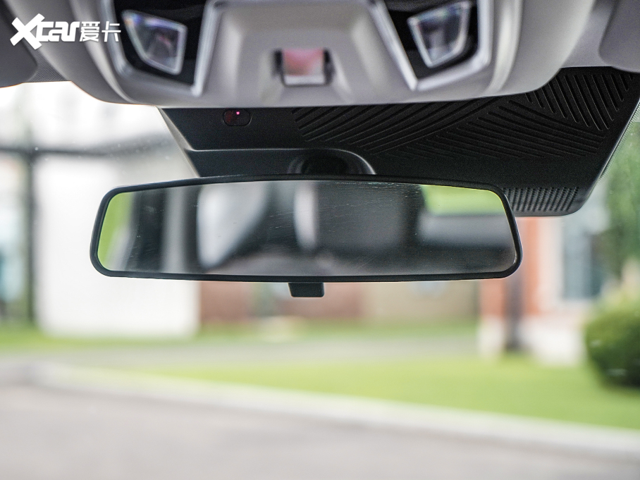 2022LWZ6 {L 1.5T DCTǺ