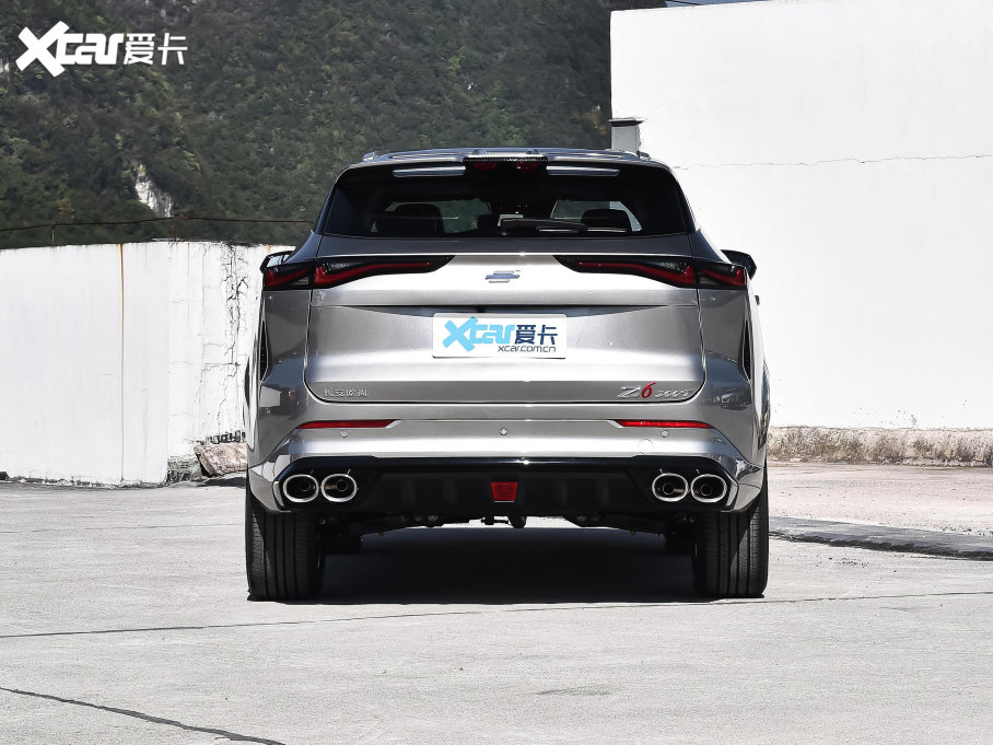 2022LWZ6 {L 1.5T DCTI(lng)ͳа