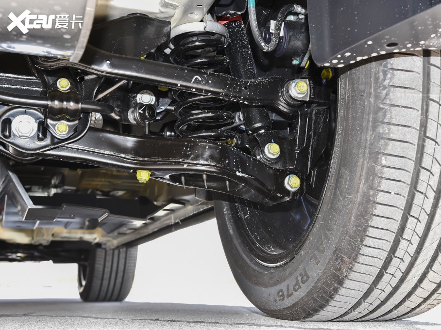 2022LWZ6 {L 1.5T DCTIͳа