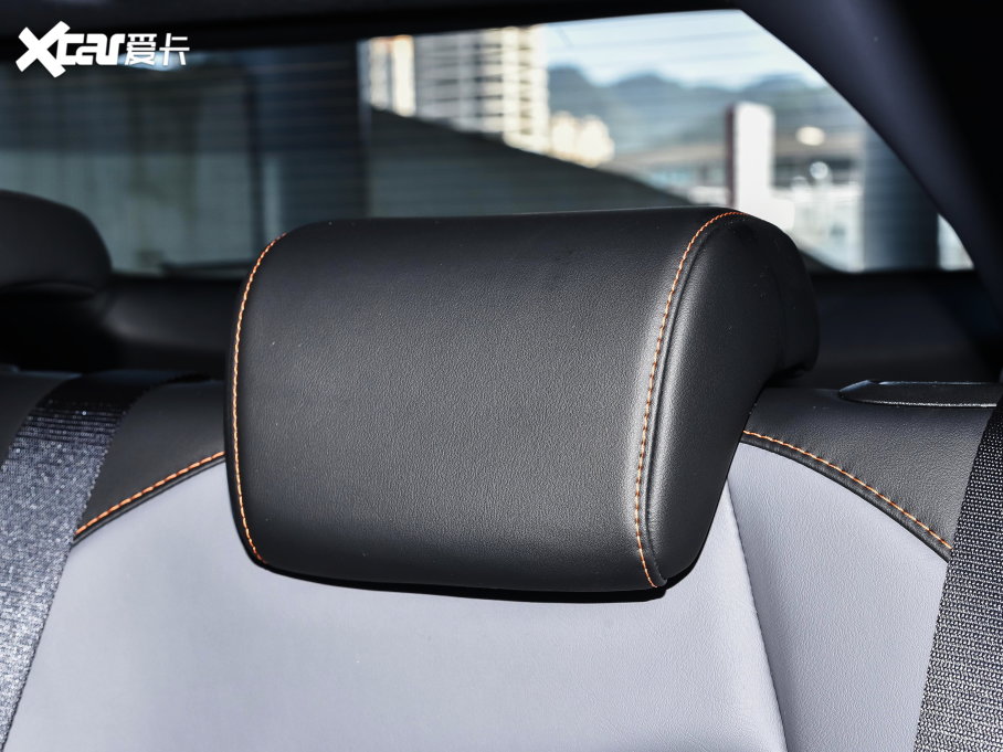 2022LWZ6 {L 1.5T DCTIͳа